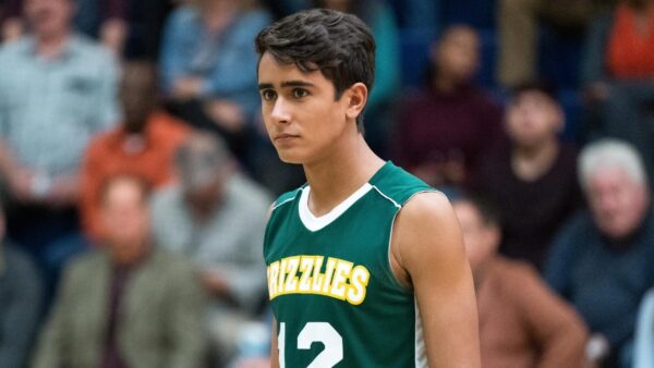 love-victor-peliculas-y-series-con-personajes-lgbt-deportistas