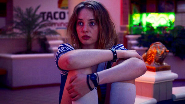 maya hawke sexualidad pareja robin stranger things