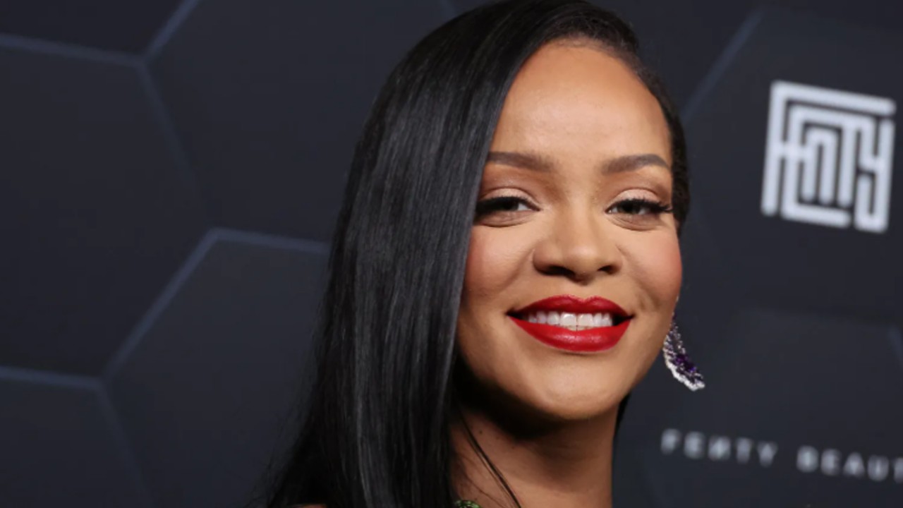 Rihanna Cantante pop apoyo fan gay salir del clóset