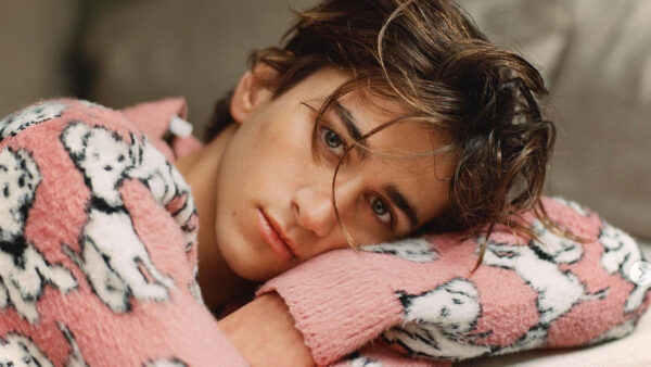 sebastian croft ben heartstopper gay bisexual