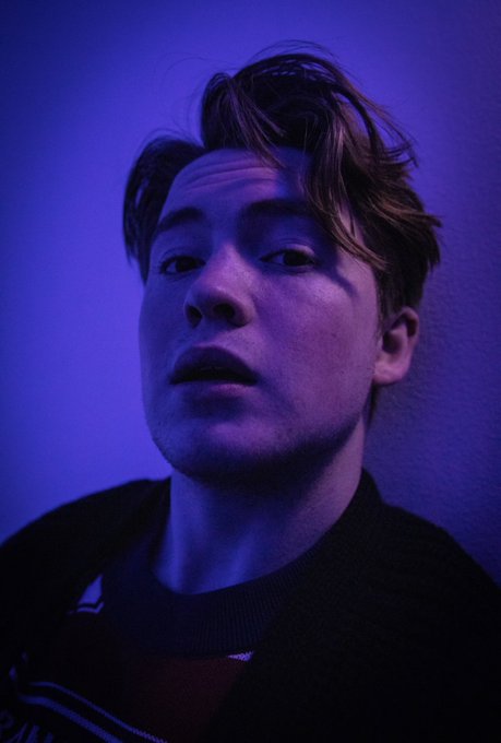 selfie actor nick nelson heartstopper