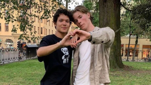 young royals edvin ryding omar rudberg galería fotos bromance wilhelm simon