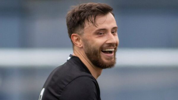 Zander Murray es uno de los futbolistas gay que han hecho historia.