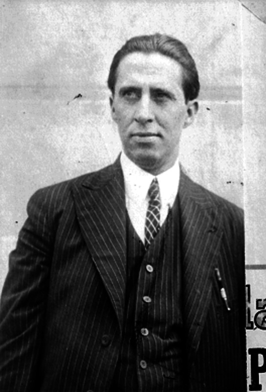 Retrato de Porfirio Barba Jacob