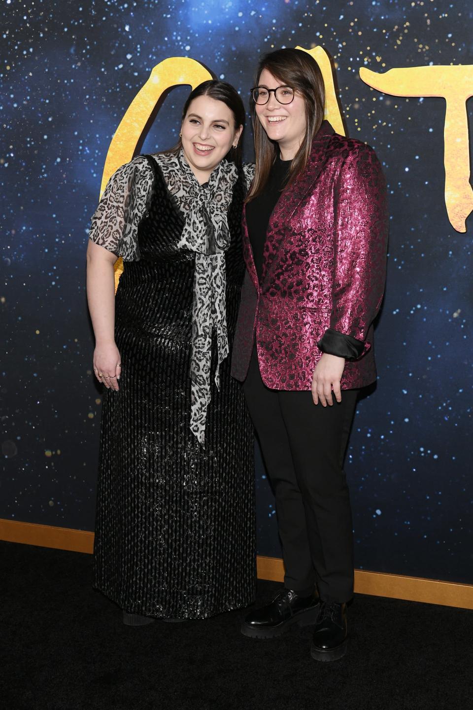 Bonnie chance y beanie feldstein cats