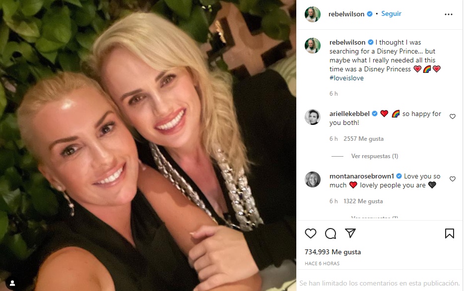 celebridades closet 2022 rebel wilson