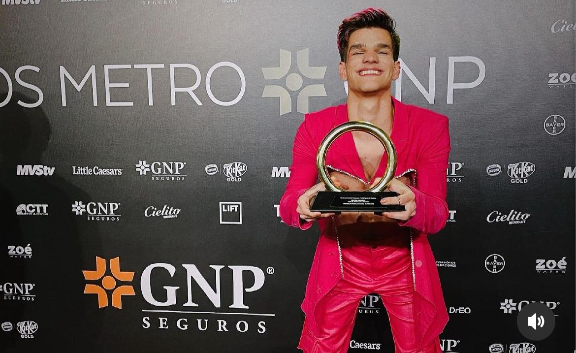 actor todo el mundo habla de jamie premios los metro