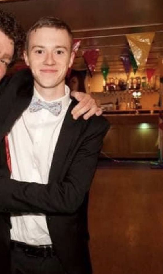 actor eddie things joven