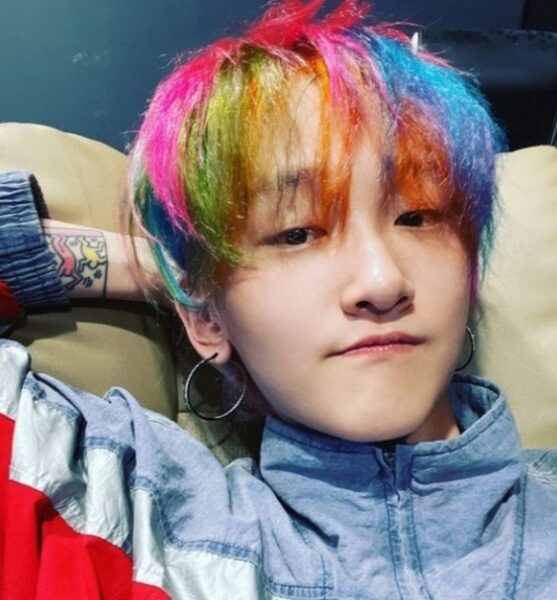 Aquinas rapero k-pop lgbt