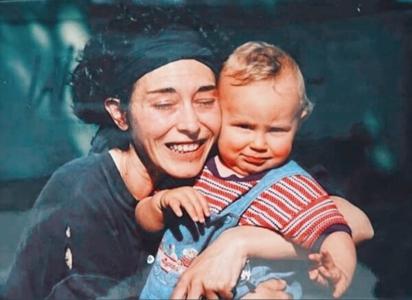 aron piper evolución transformación bebé fotos mamá