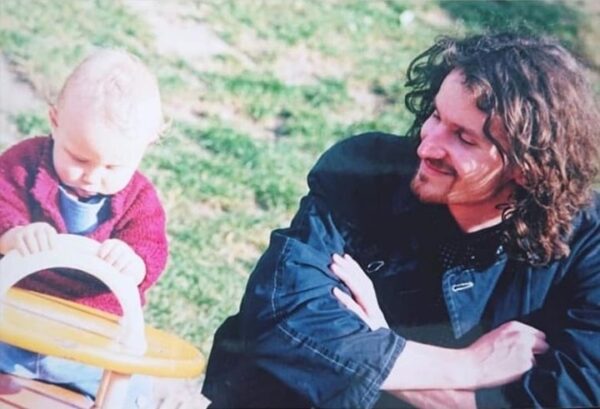 aron piper evolución transformación bebé fotos papá