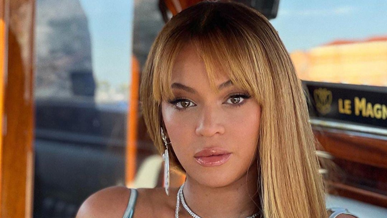 Beyoncé inspirador discurso de su tío Jonny gay