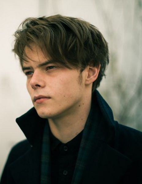 charlie heaton