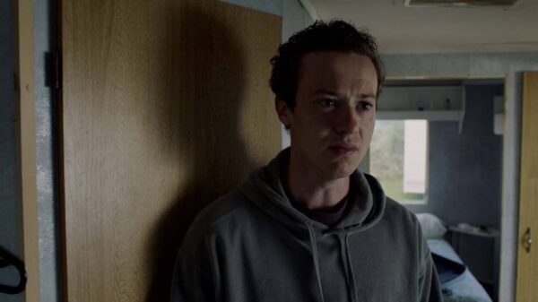 Claire Oakley make up