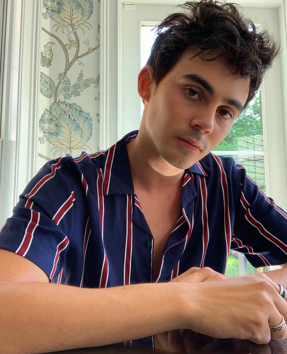 estrellas exestrellas nickelodeon lgbt tyler alvarez gay