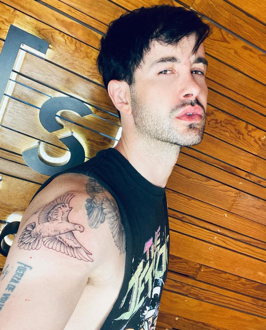 Juanjo herrera famosos gay con tatuajes