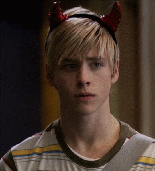 maxxie actores adolescentes personajes gay