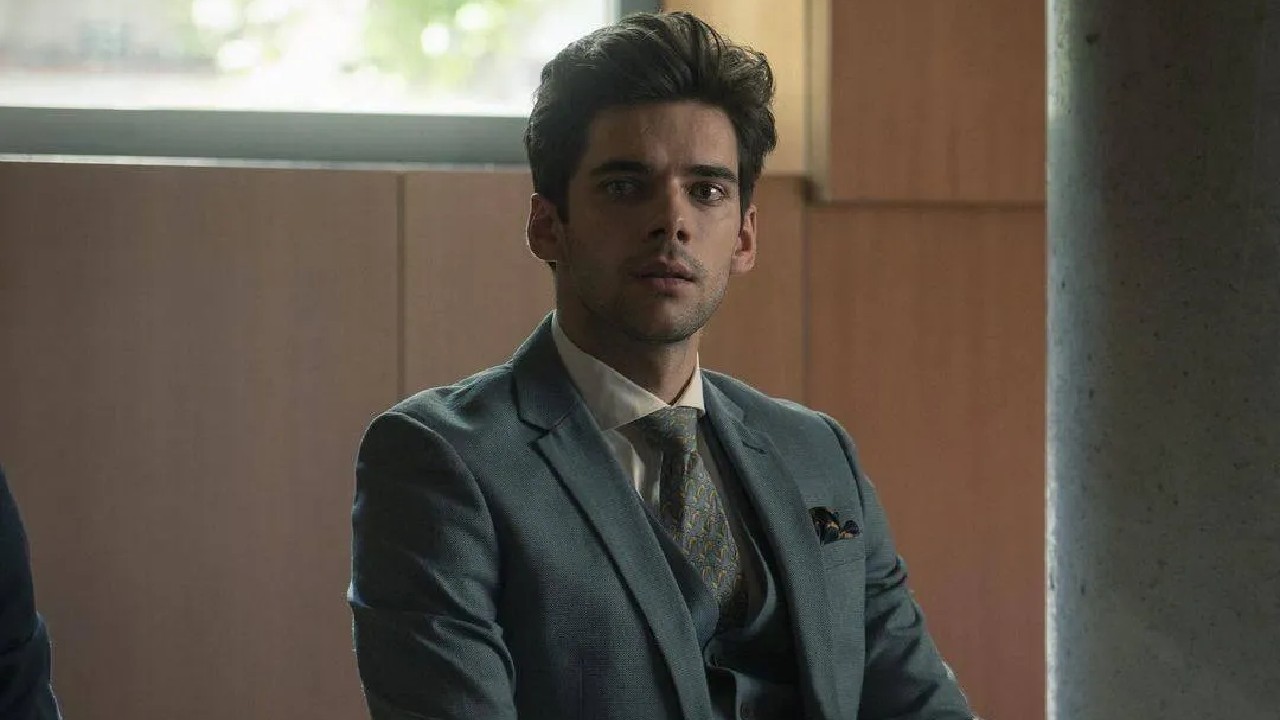 personajes-bisexuales-series-alvaro rico