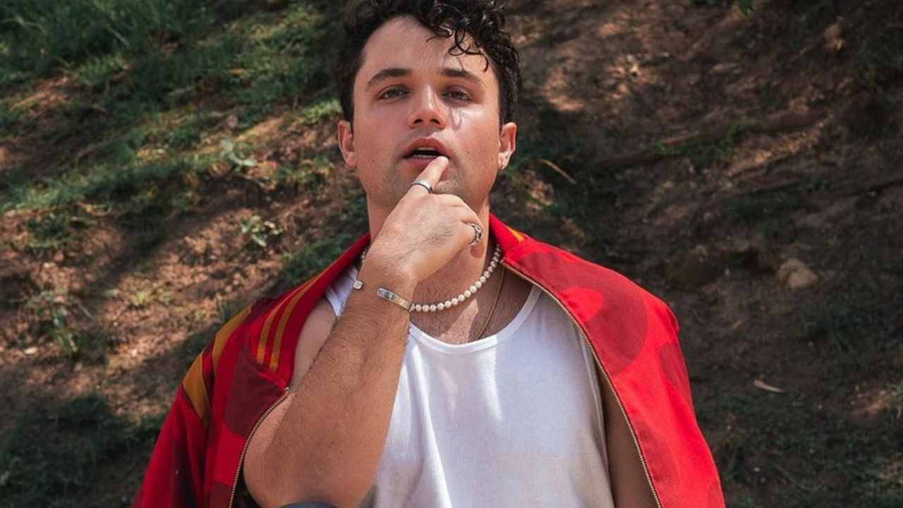 Control Z Todos los personajes LGBT+ de serie de Netflix Homosensual