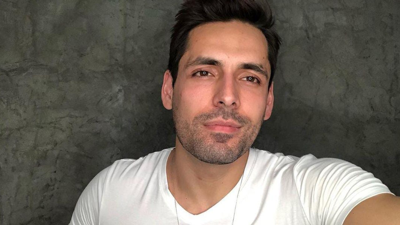 alejandro-oliva-donde-hubo-fuego-actores-que-les-recomendaron-no-salir-del-closet famosos famosas recomendaron no salir del clóset alejandro oliva