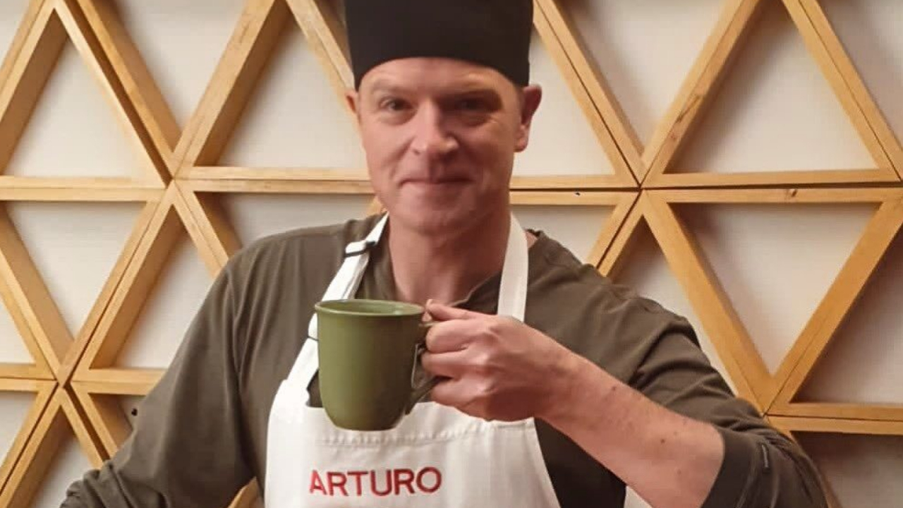 arturo lópez gavito 2022 pareja masterchef celebrity