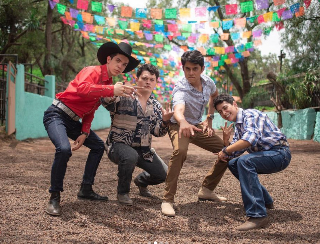 el rey de los machos luis tirado ian vinitzky serie trans elenco