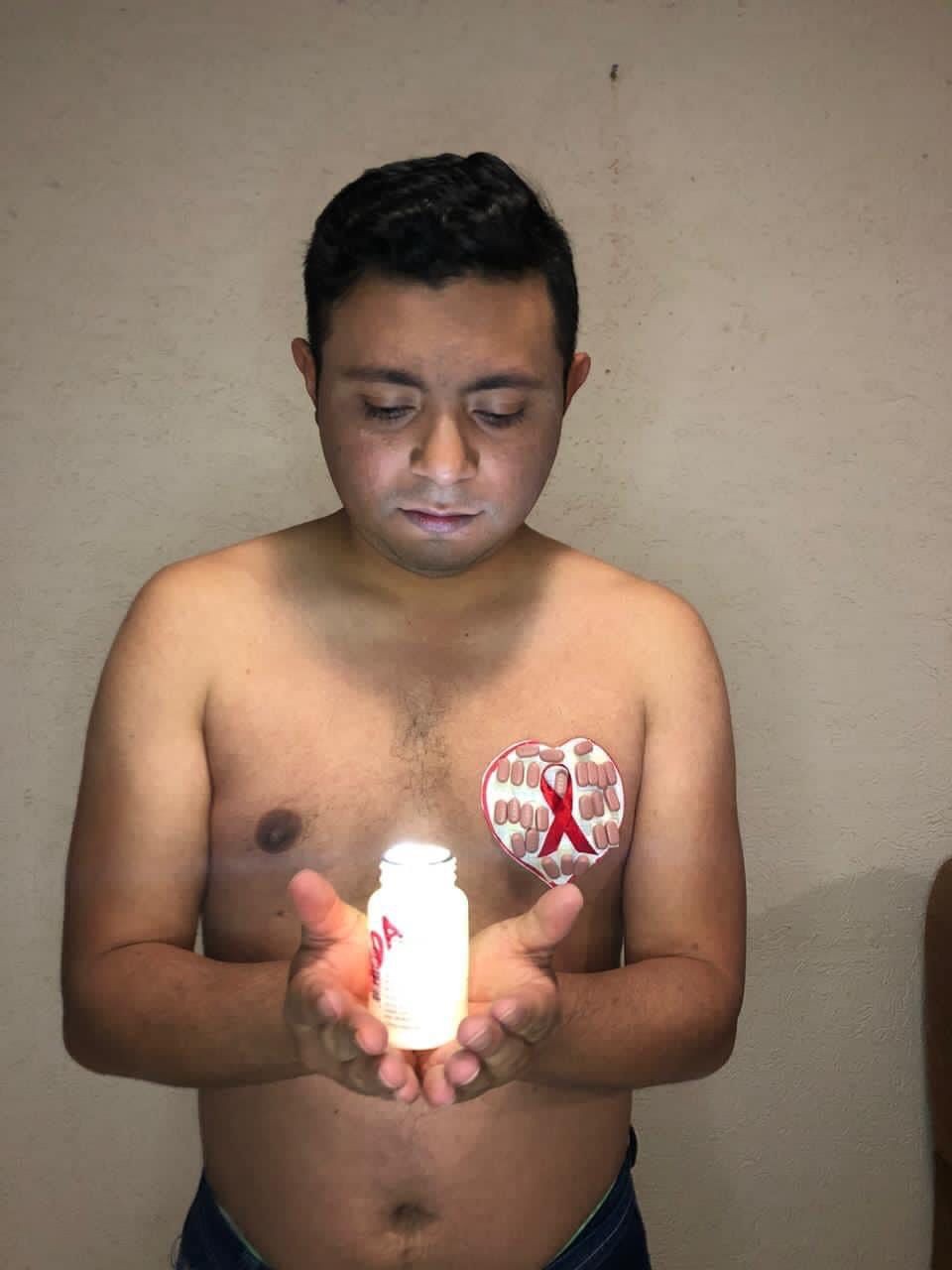 Gustavo Salazar conVIHvencia VIH