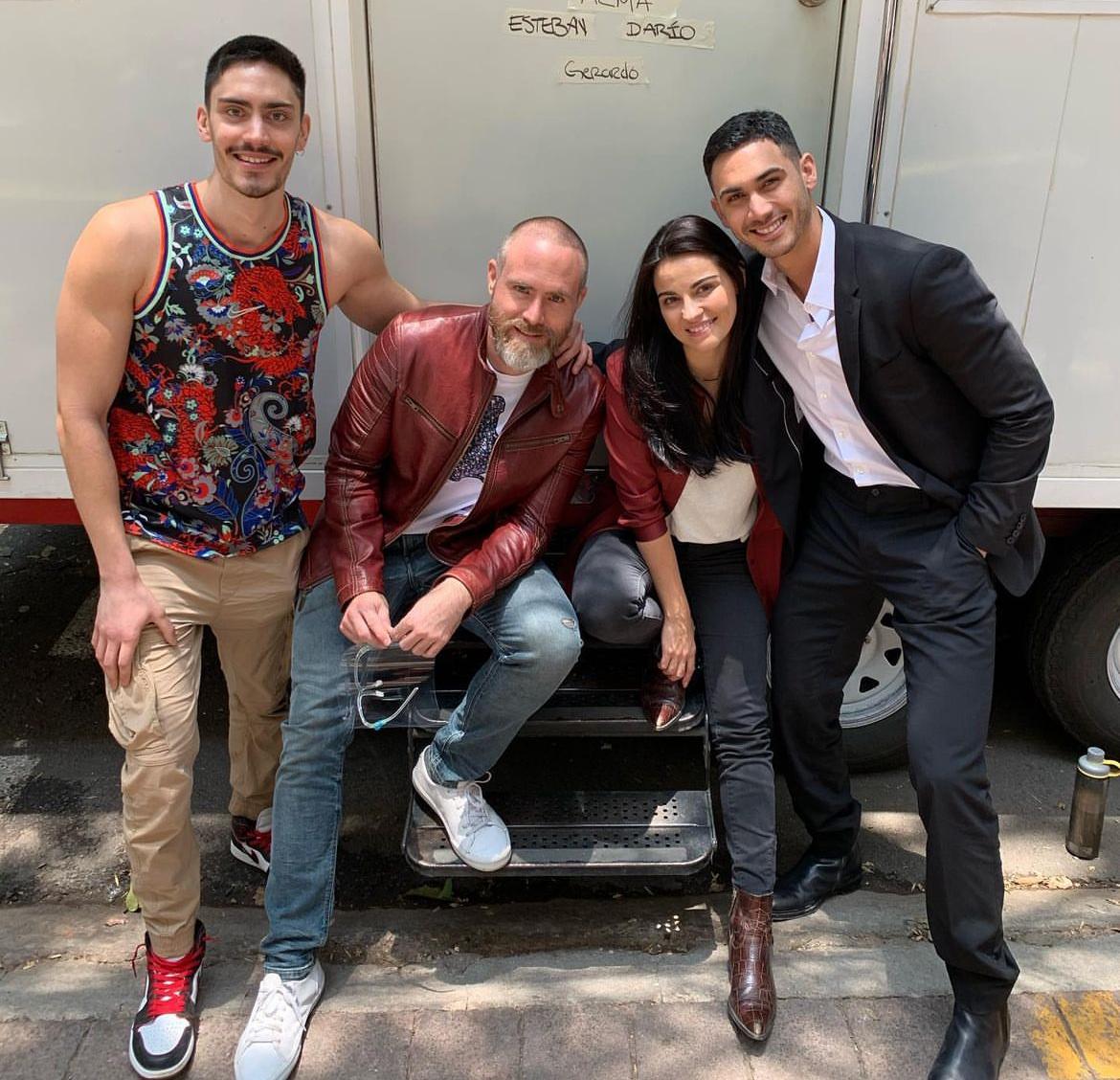 Oscuro deseo actores