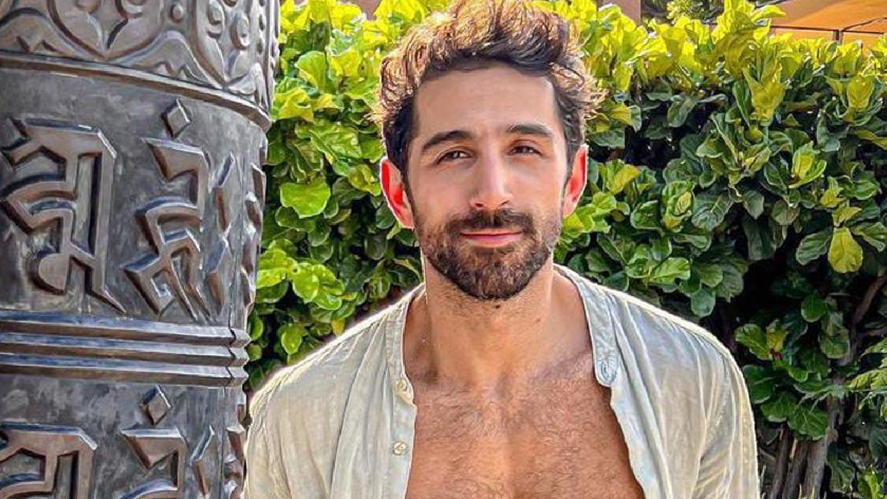 rodrigo-negrini-cuerpo-vacaciones-mexico-actor-aladdin-teatro Rodrigo Negrini cuerpo de verano Sayulita México actor aladdin