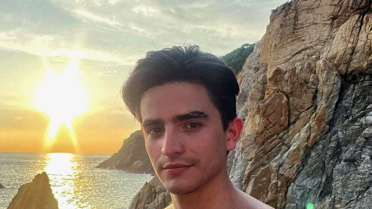 Santiago Domínguez la academia sin playera Acapulco foto