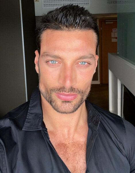 simone susinna fotos modelo actor 365 días selfie