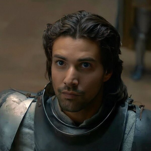 Fabien Frankel como Ser Criston Cole