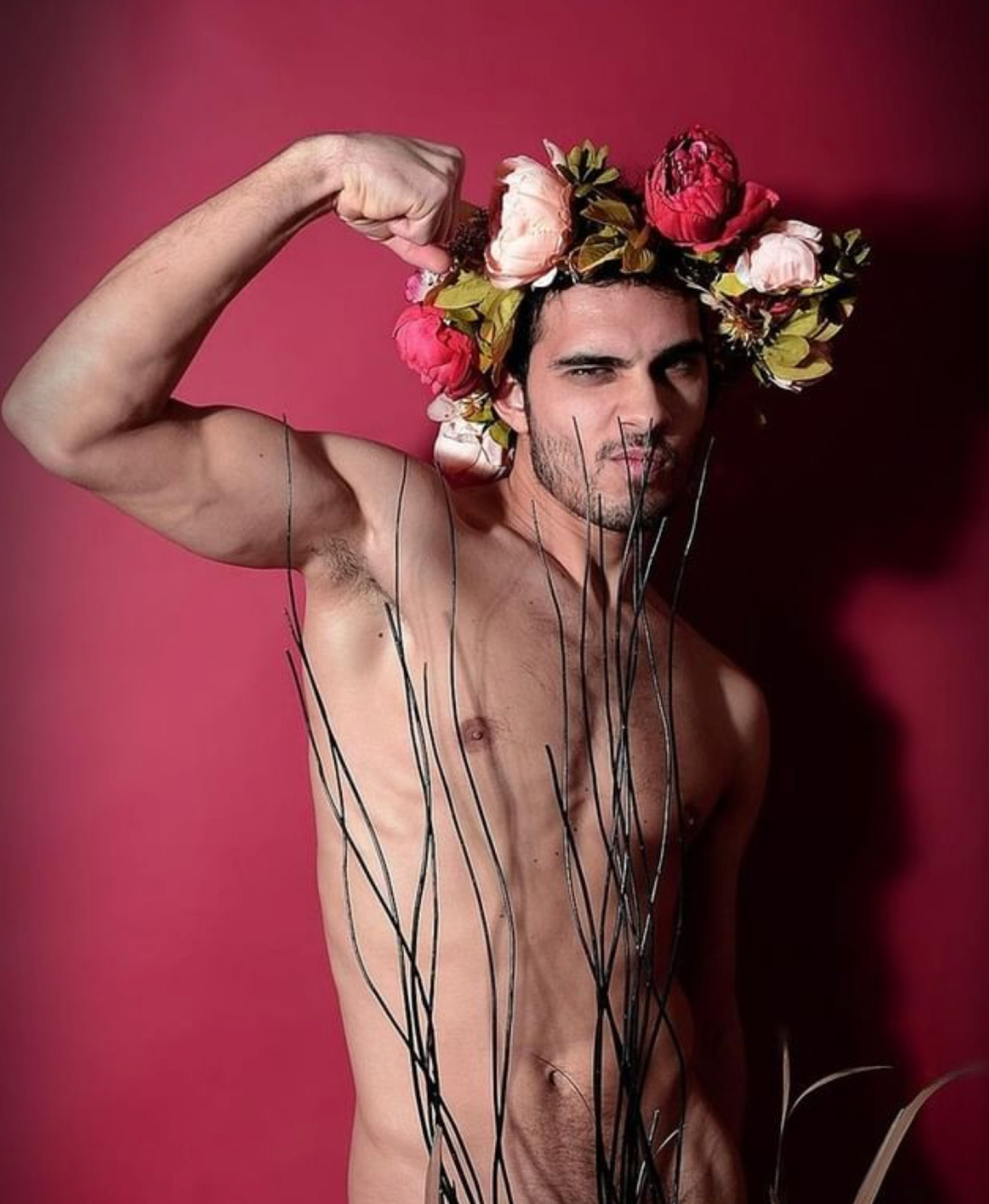 Giuseppe Claudio Insalaco actor modelo bailarín italiano gay