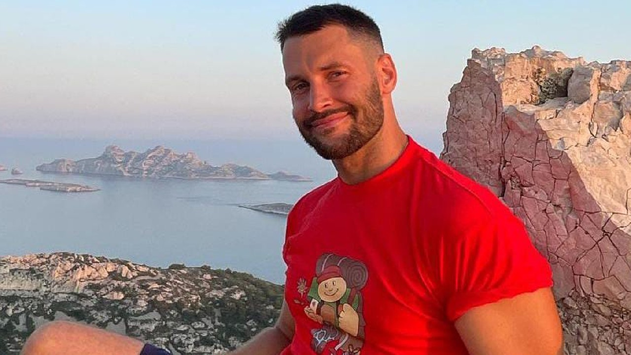 Jacquemus es el diseñador de modas acompañante de Dua Lipa en México es gay y tiene pareja/esposo