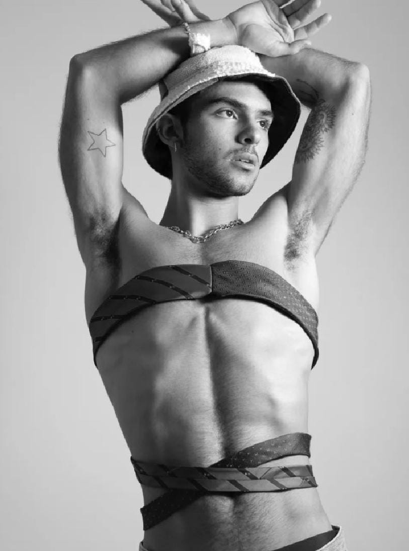 Joaquín Bondoni en la sesión de fotos para Zero Magazine