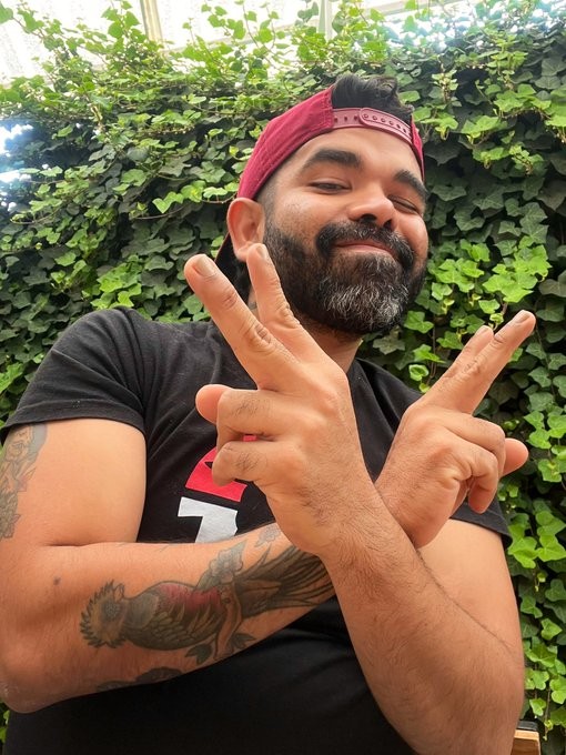 pepe grillo jose tellez la tribu vih