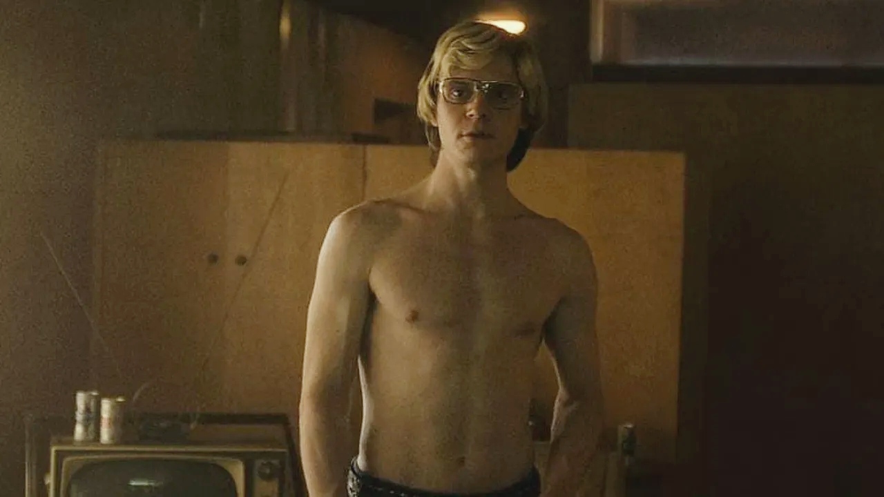 personajes gays de Evan Peters