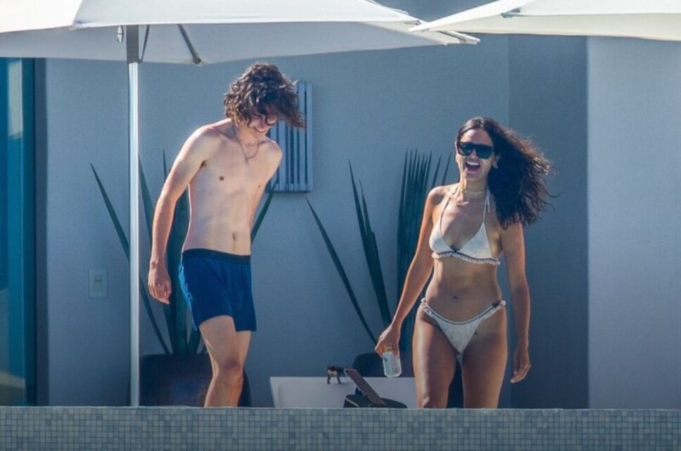 Timothée Chalamet famosos playas mexocanas eiza gonzález