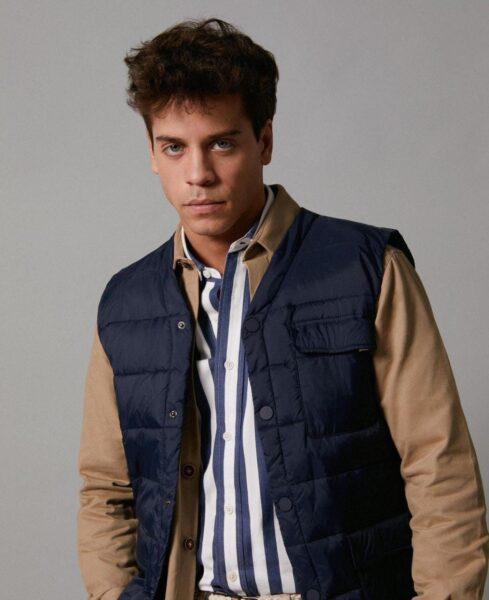 Alex Pastrana como Raúl en Élite 6. 