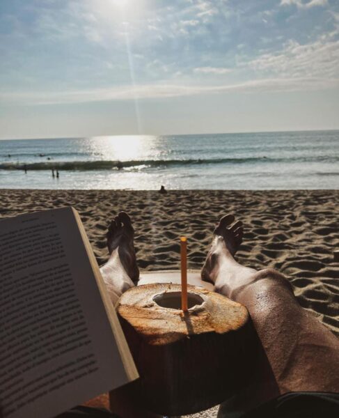 Antonio Sotillo playa piernas