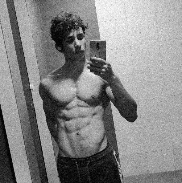 cwaayal singh actor versión india élite class