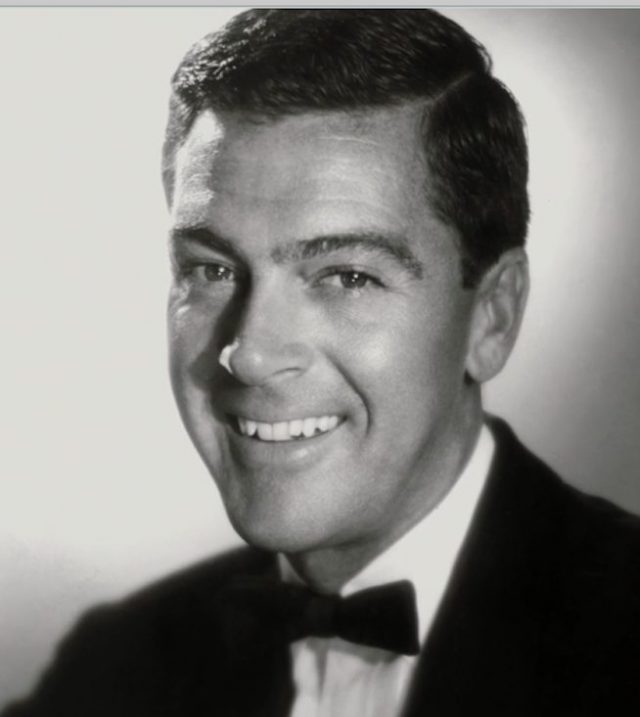 El crepúsculo de los dioses Dickson Hughes pareja gay