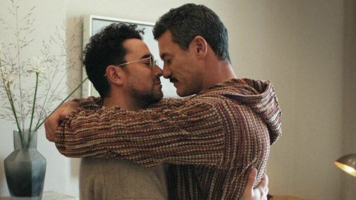 Dan Levy y Luke Evans good grief