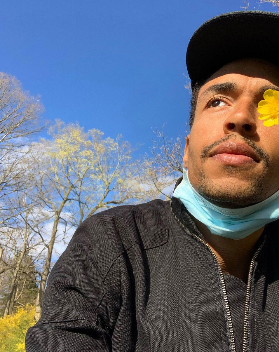 Instagram (@kyperbole)