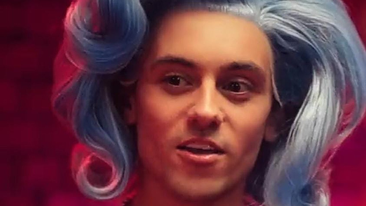 Tom Daley en drag con river medway