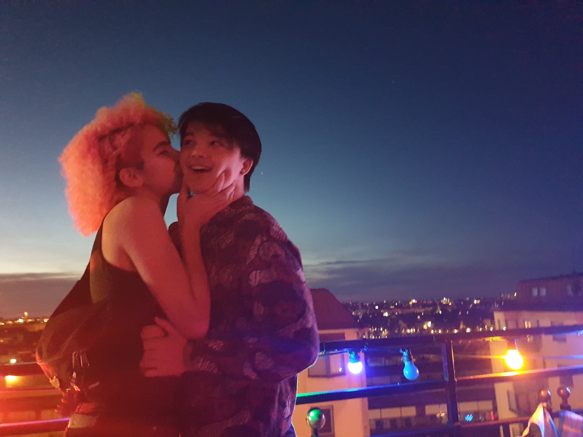 Xiao-Long Zhao prometide alexander young royals trans