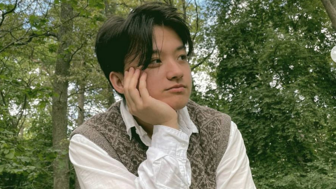 Young Royals actor trans Alexander Bargé Xiao-Long Zhao Young Royals actor trans alexander bargé Xiao-Long Zhao