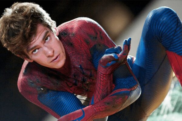 Andrew Garfield como Spider Man