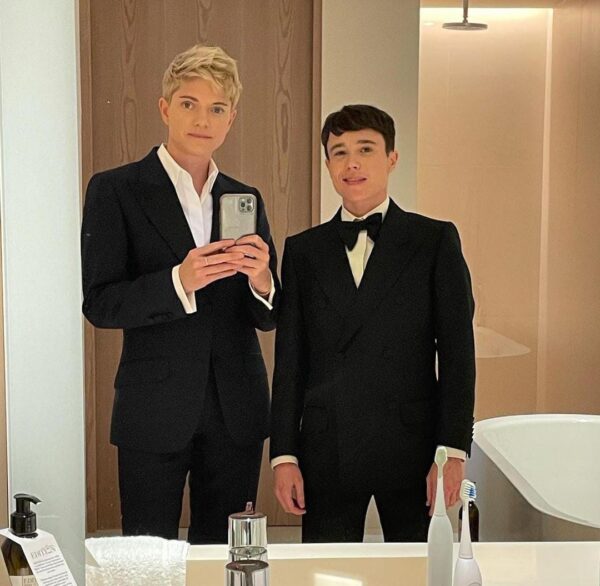 Mae Martin y Elliot Page posible pareja en trajes