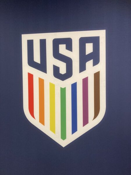 Estados Unidos escudo LGBT para Qatar 2022